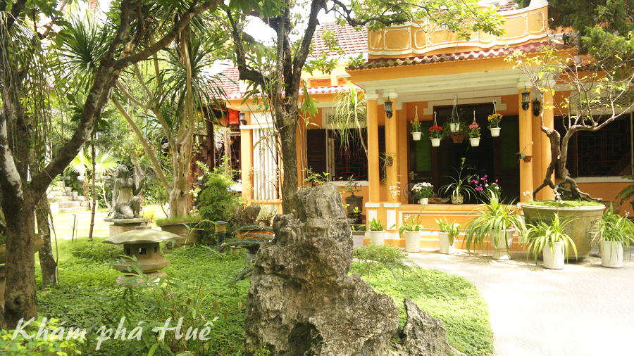 Nhà vườn Ý Thảo