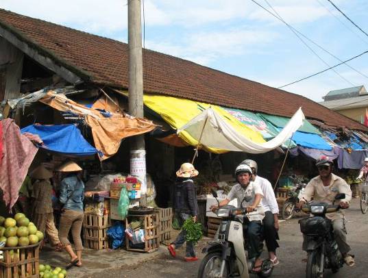 Hình 33. Chợ Bao Vinh