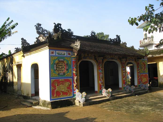 Hình 1. Đình Bao Vinh